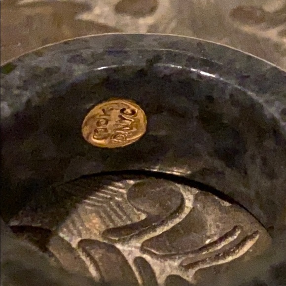 Ring - Picture 2 of 8